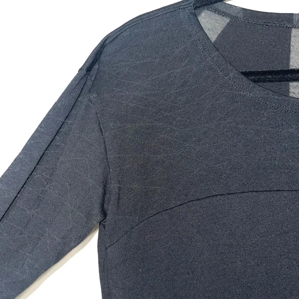 Nike Solid Black Sheer Contrast Top Crew Neck Long Sleeve Athletic Small Women’s